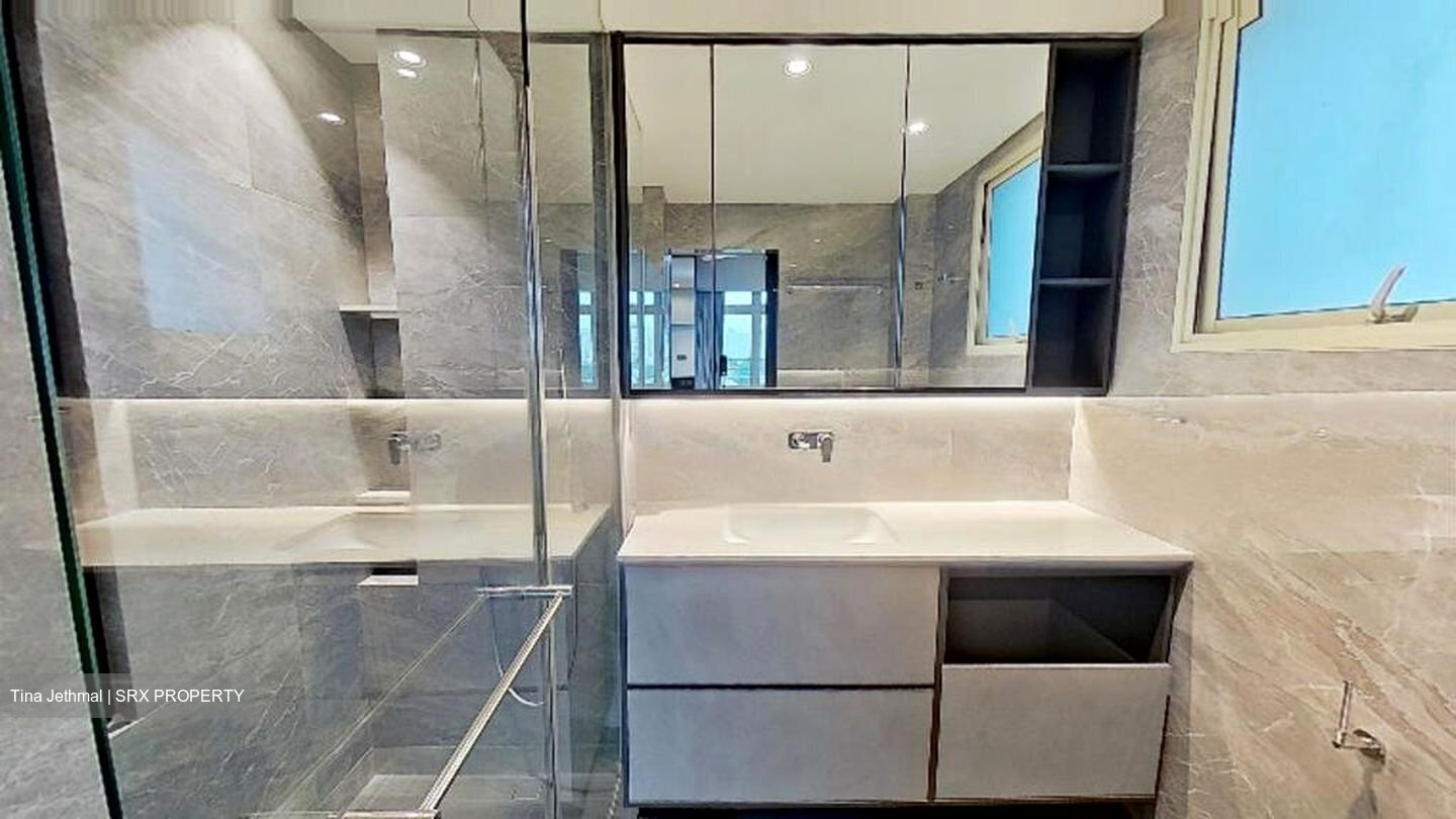 Crystal Rhu (D15), Apartment #457528571